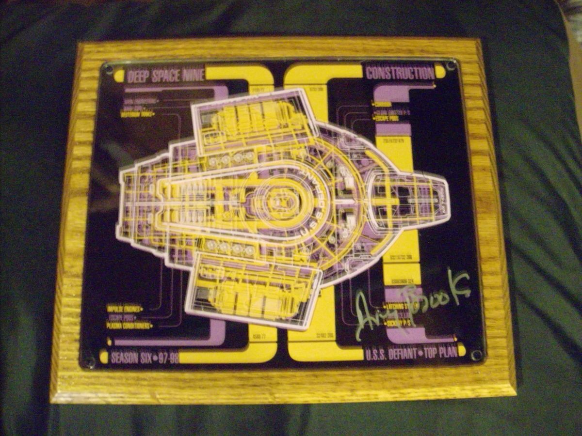 Avery Brooks AUTO SIGNED STAR TREK DS9 Defiant Schematic Cast Crew 