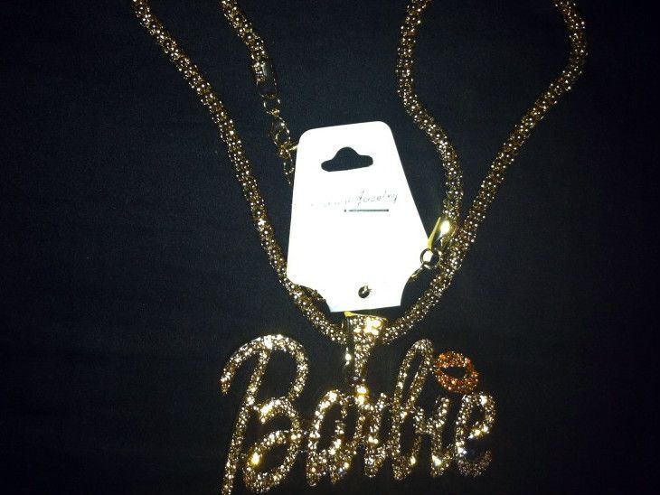 Nicki Minaj Barbie Gold Gold 3 Necklace