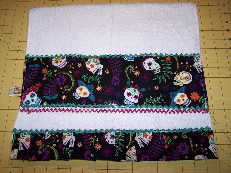 Mexican Fabric Bath Kitchen Tea Towel Hand Towel Decorative Skulls DOD 