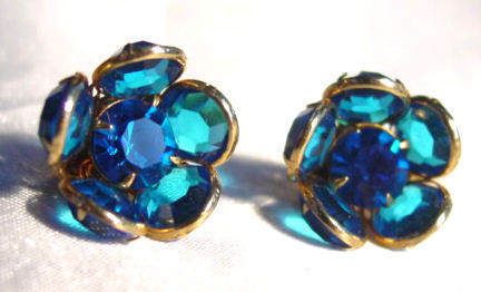 Vintage Capri Blue Bezel Set Crystal Rhinestone Flower Earrings Fjt 