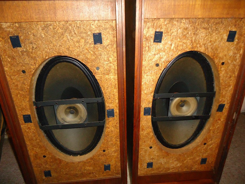 RARE Vintage EMI Benjamin Speakers Model s 1050