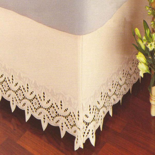   Embroidered Cutwork King Bedskirt Dust Ruffle Split Corners NIP