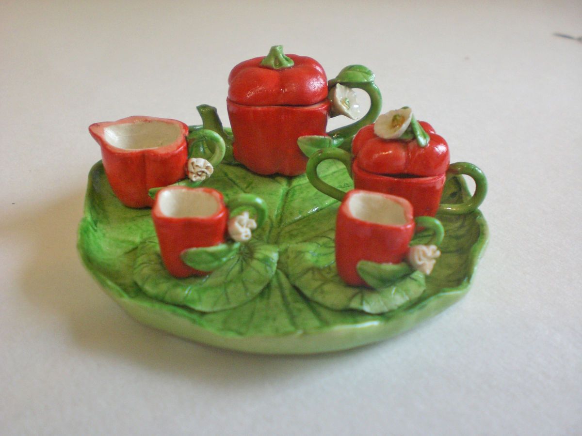 Tiny Decorative Dollhouse Miniature Teaset Red Bell Pepper