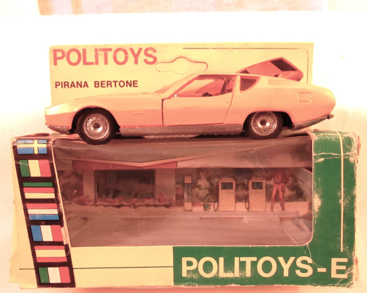 POLITOYS JAGUAR PIRANA BERTONE 1 43 SCALE MODEL MADE IN ITALY