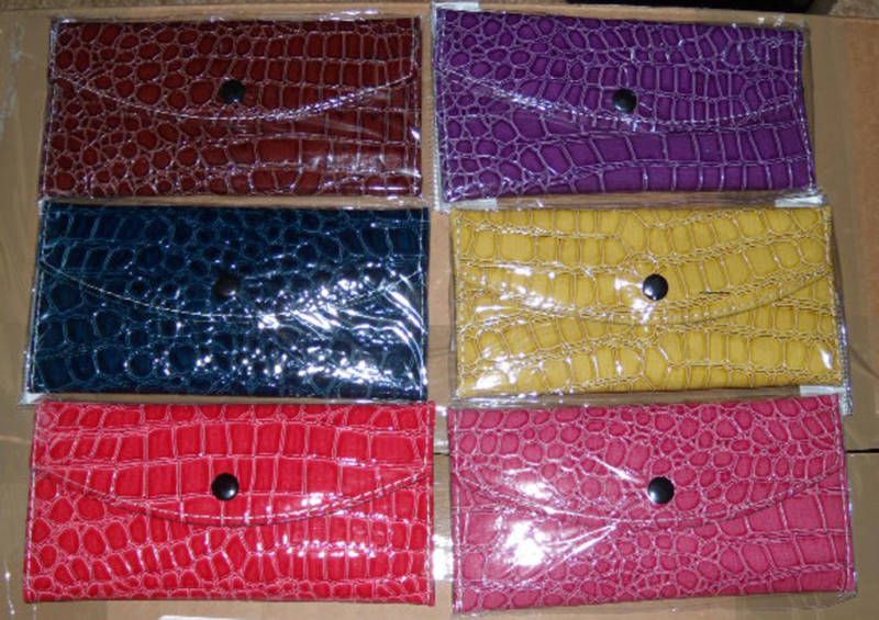 Wallets Womens Bi Fold New Alligator or Animal Print