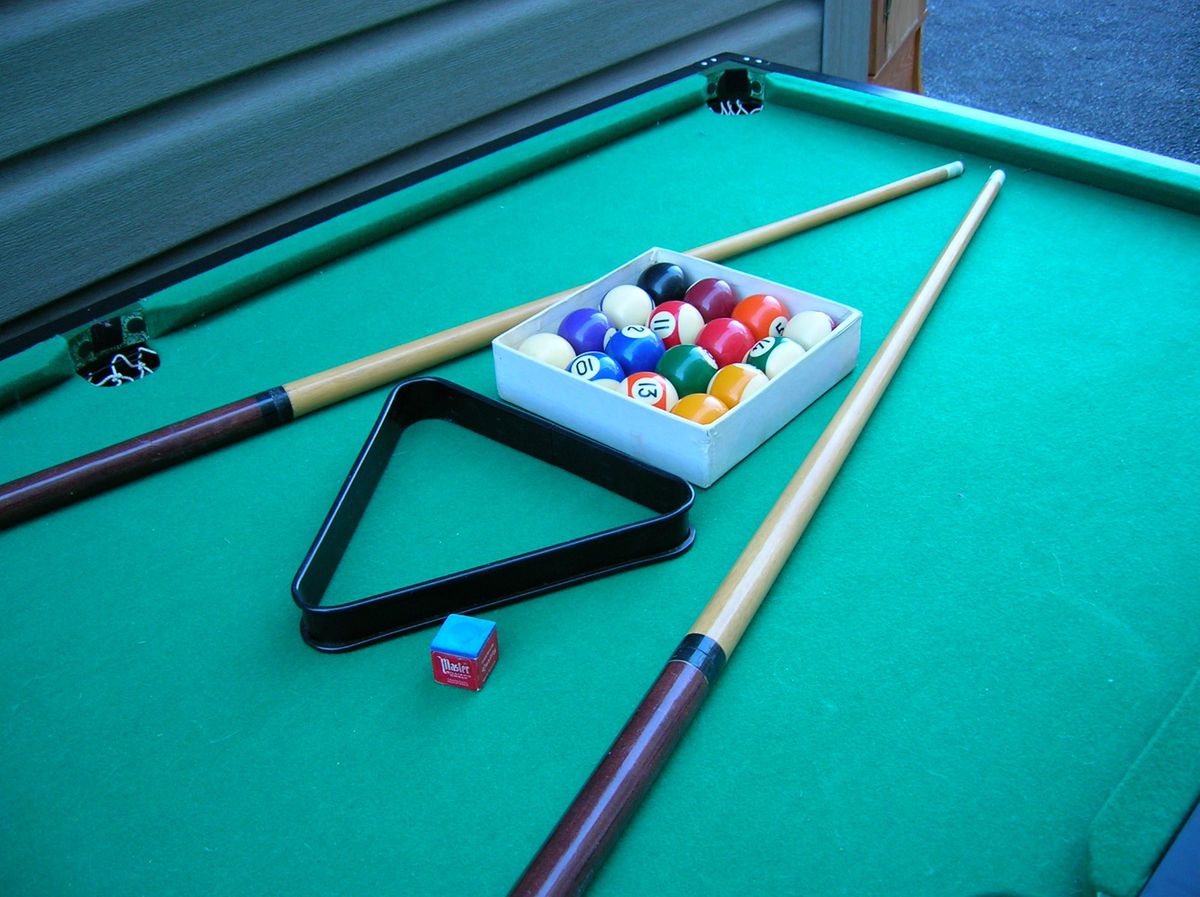 Portable Pool Billiard Table with Complete Accessories
