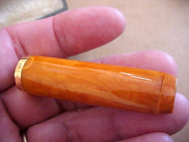   Amber Egg Yolk Holder Cigarette Cigarillo Cigar Cheroot w Case