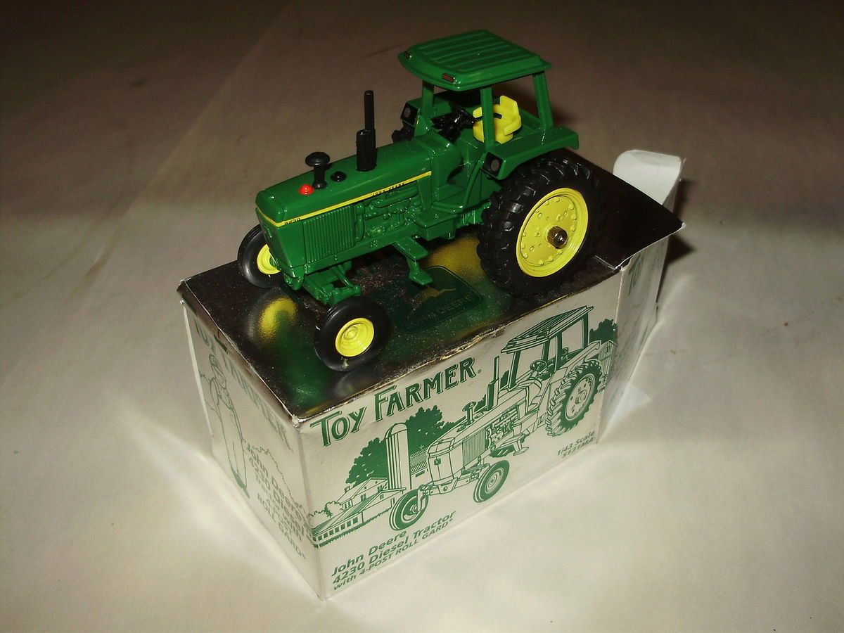 ertl JOHN DEERE 4230 DIESEL TRACTOR 1998 TOY FARMER 1 43 diecast farm 