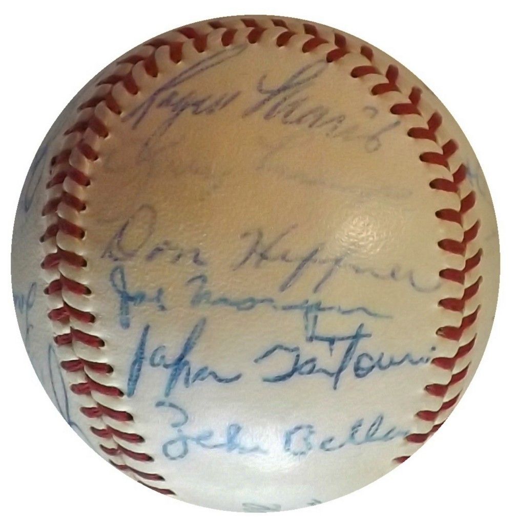 1959 Kansas City Athletics Team 27 Signed Baseball Roger Maris JSA 