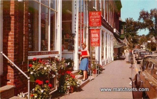 Vintage divided postcard of THE YANKEE BOOKSHOP #B3 WOODSTOCK, VT 