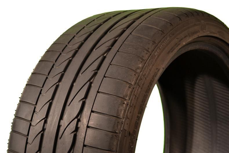 225/40/18 Bridgestone Potenza RE050A RFT 88W 55%