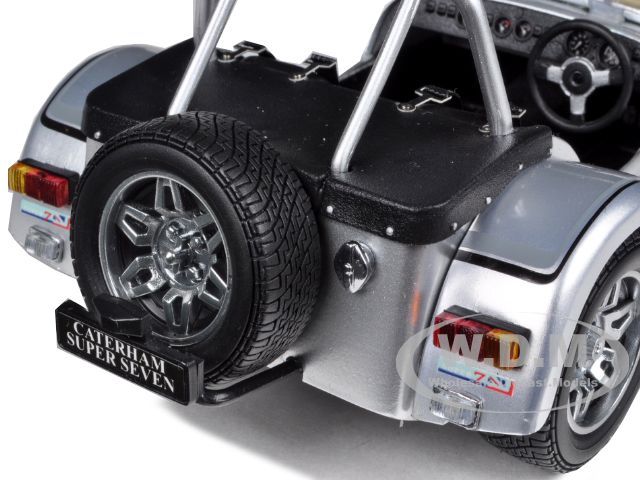 Caterham Super Seven 7 Silver Jubilee 1 18 Diecast Car Model by Kyosho 