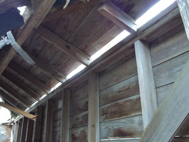 Old Cedar Barn Wood Reclaim Deconstruction Project