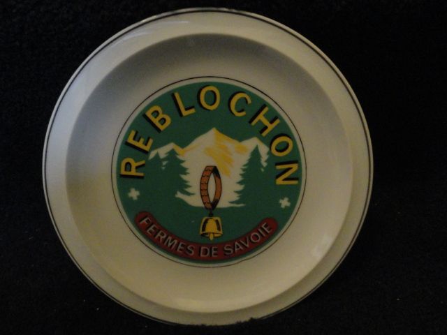   Japan Reblochon Fermes de Saoire Cheese Plate Mint 7 1 4