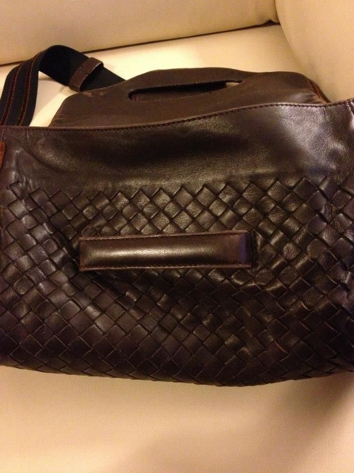 Authentic BOTTEGA VENETA Chocolate Brown Woven Leather Message 