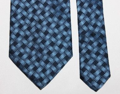 CHARVET Paris $165 Blue Navy Crosshatch 100 Silk Tie Mint