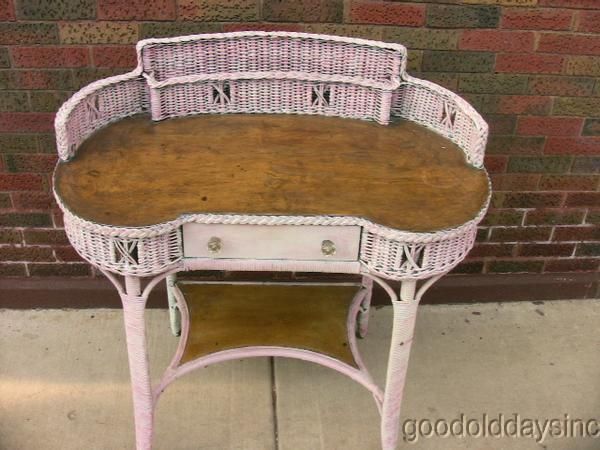 Antique Shabby Chic Wicker Writing Desk **LOOK**