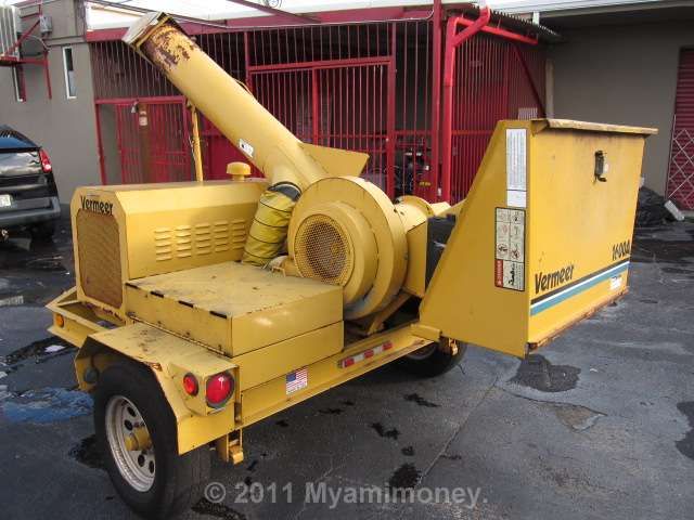 Vermeer 1600A Chipper Brush Wood Shredder Mulcher Chipper