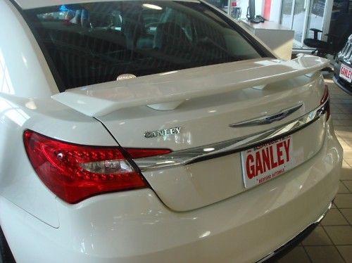 CHRYSLER 200 NO CONVERTIBLE Painted Custom Pedestal Style Spoiler Wing