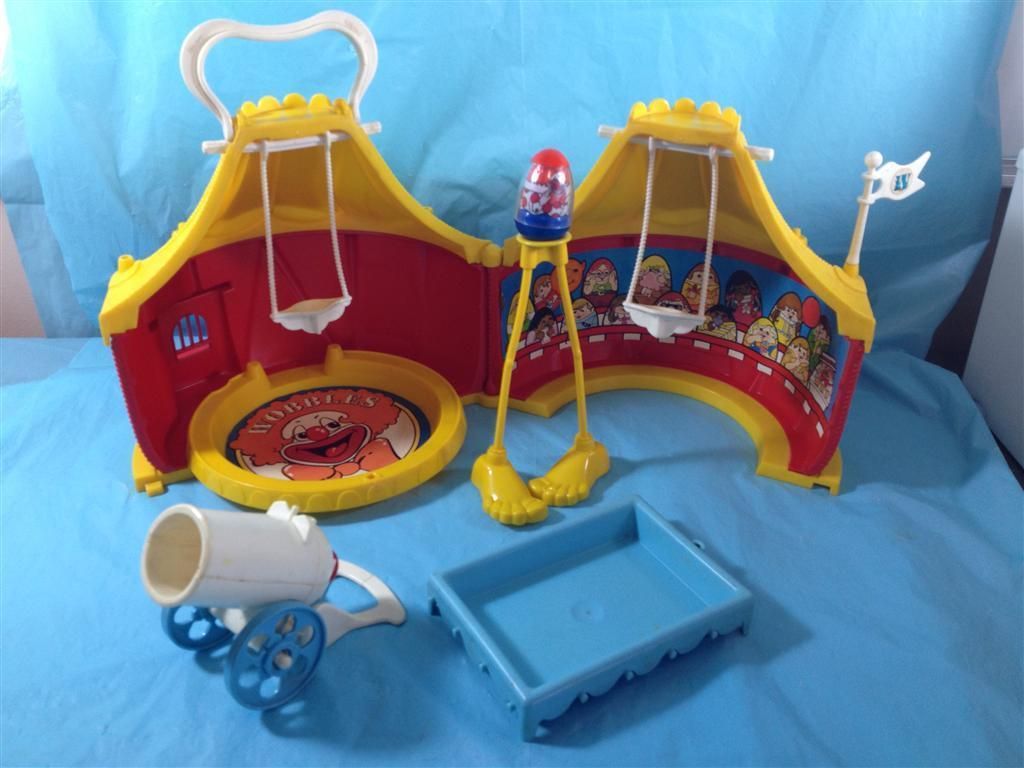 Vintage Hasbro Weeble Circus Little People Playset starring Wobble