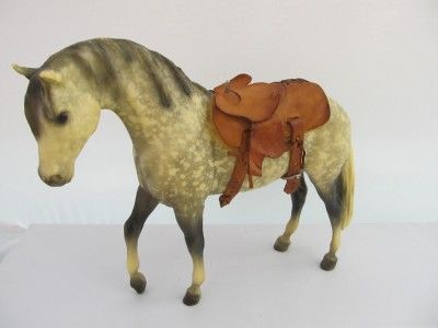 Breyer Traditional Horse Foundation Stallion Saddle M