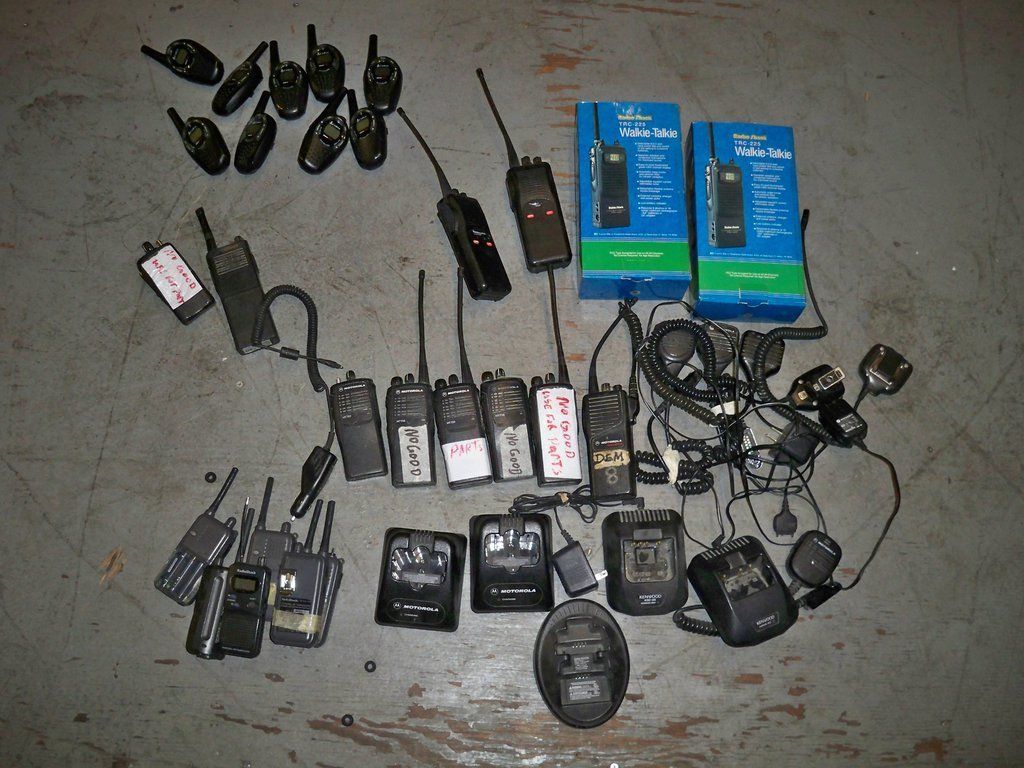  of 27 Walkie Talkies Motorola+RaidoShack+Kenwood+Cobra+Chargers & Mics