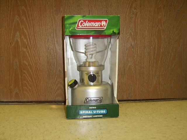 Coleman Retro Battery Lantern, Spiral U Tube, camping, Boy Scout, gold