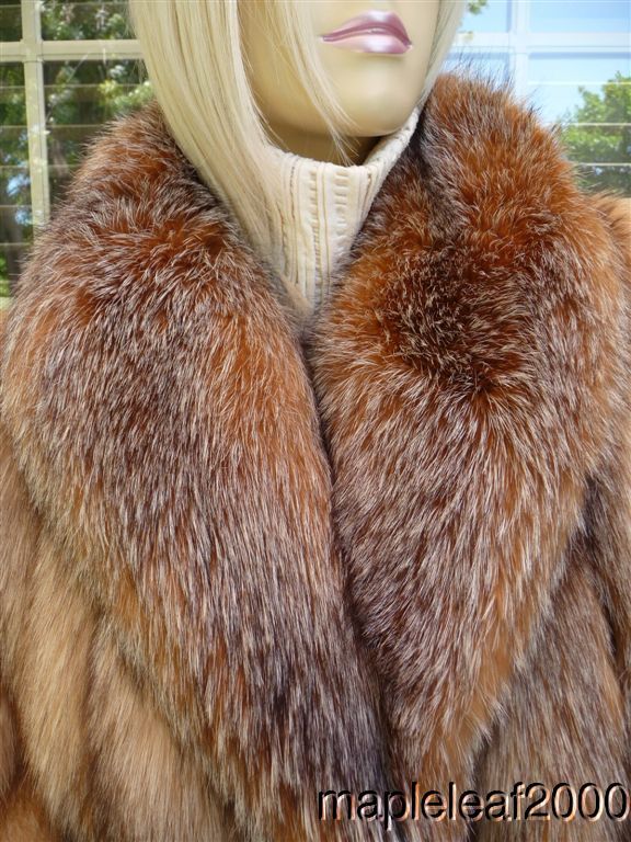 Beautiful Crystal Fox Fur Coat Sz 12 14