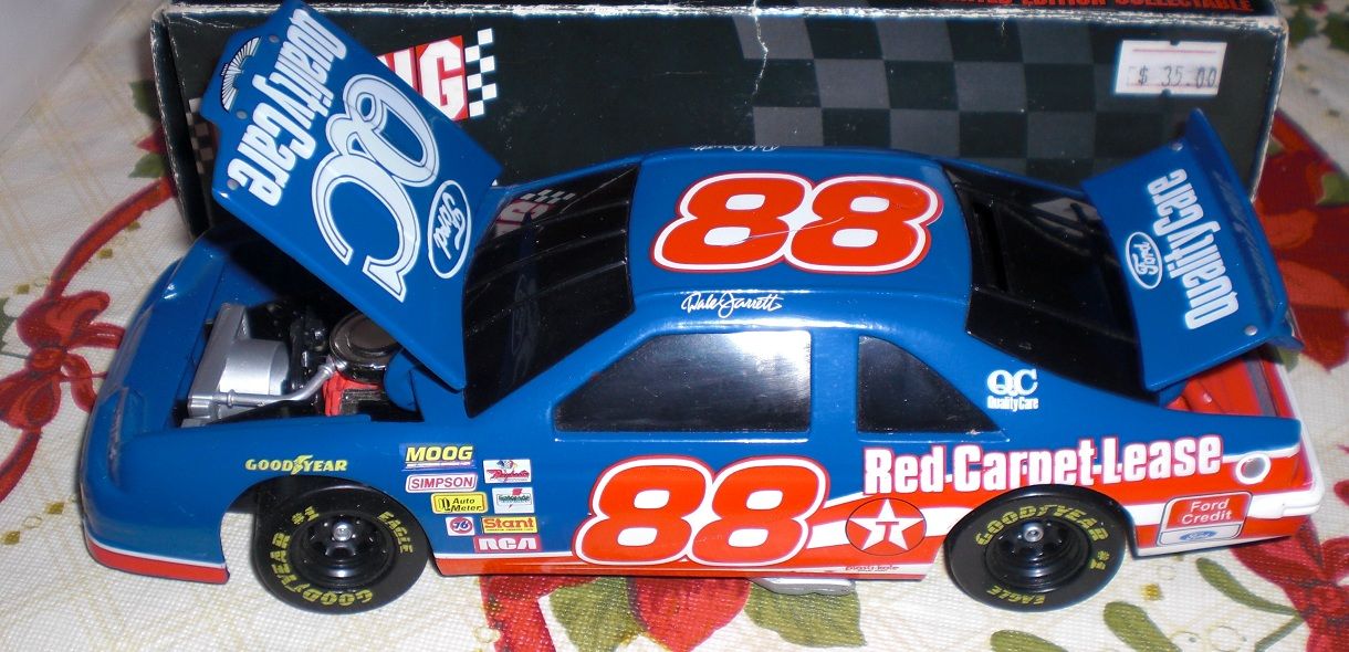 DALE JARRETT BANK   124 Scale Metal Stock Car   NASCAR