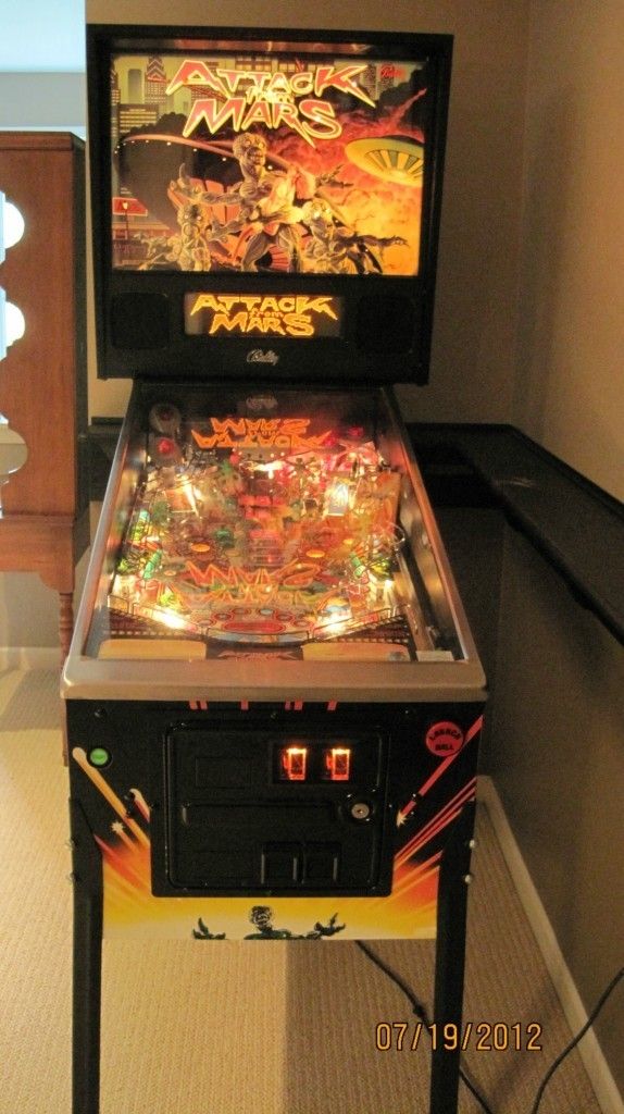  Attack from Mars Pinball Machine