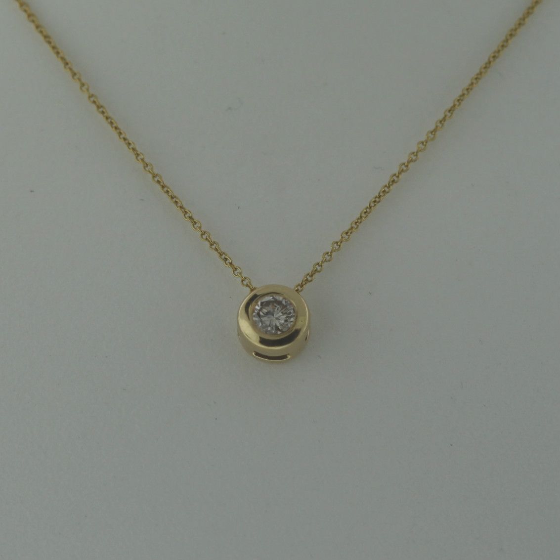 14k Yellow Gold Bezel Set Diamond Pendant Necklace DC 8