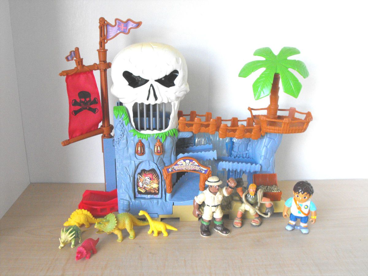 Adventure Burried Treasure Pretend Play Set w 2 People Diego 5