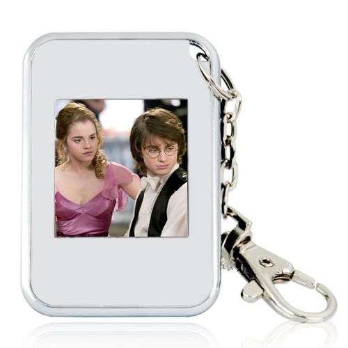 New Mini 1 5 inch LCD Digital Photo Picture Frame with Keychain 16M
