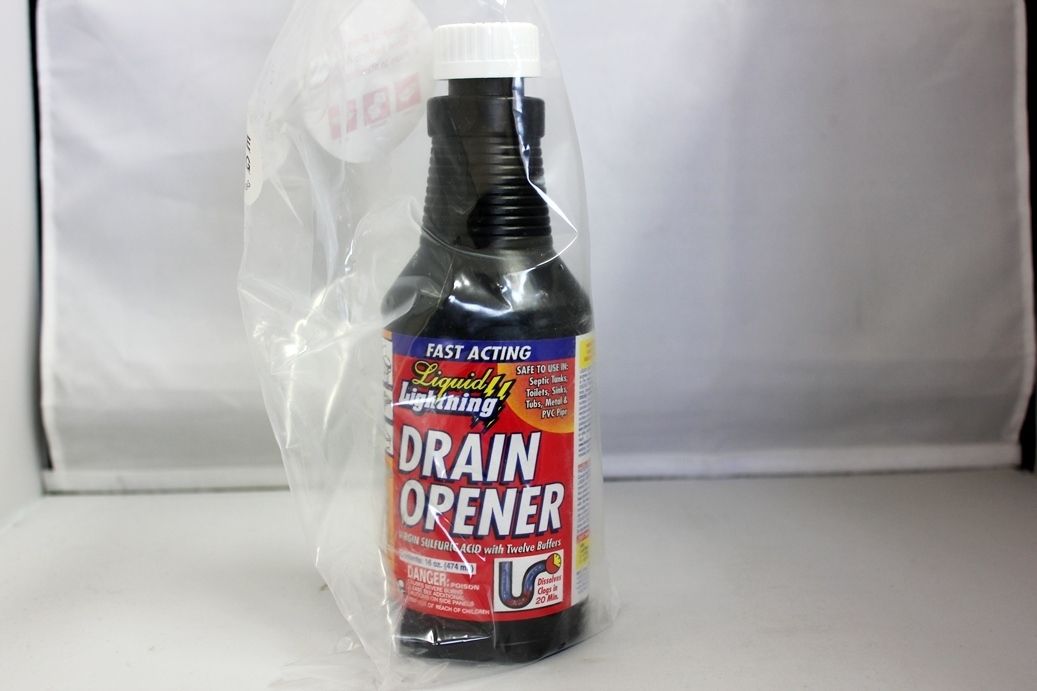 Liquid Lightning Drain Opener   FAST ACTING, NEW