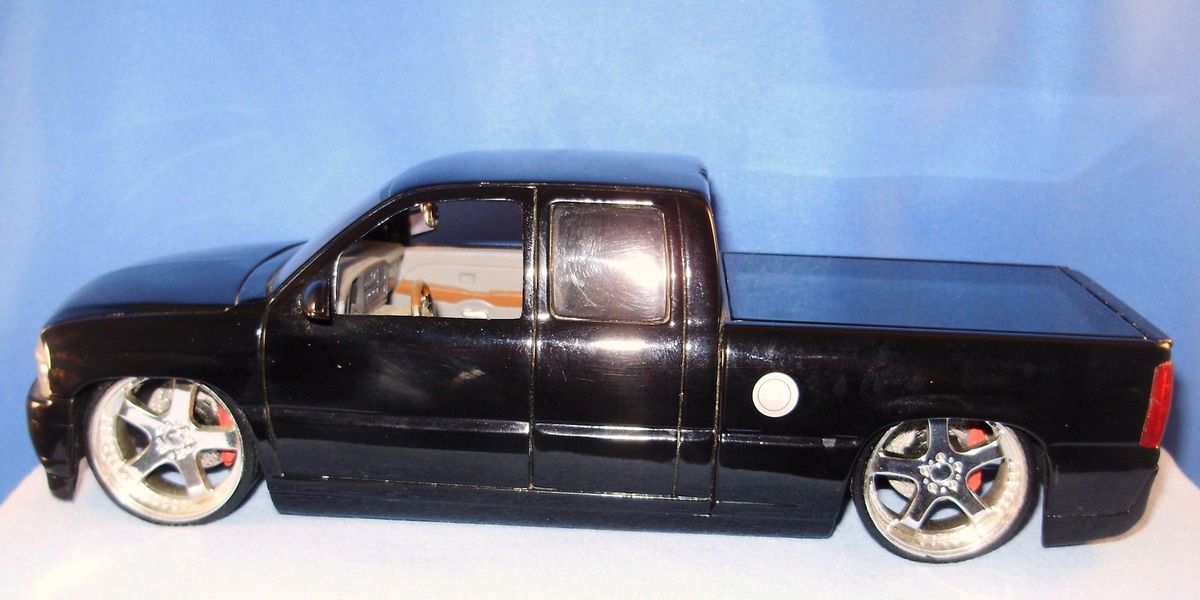  Chevy Silverado 2002 Loose Mint 1 24 Dub City Smoooooth Black