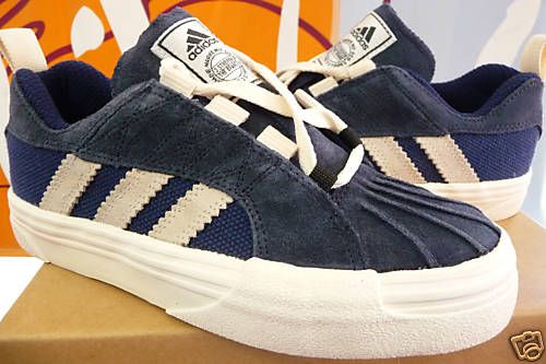 Adidas Durk Navy Chalk 071880 Sz 4 5 Y Superstar II