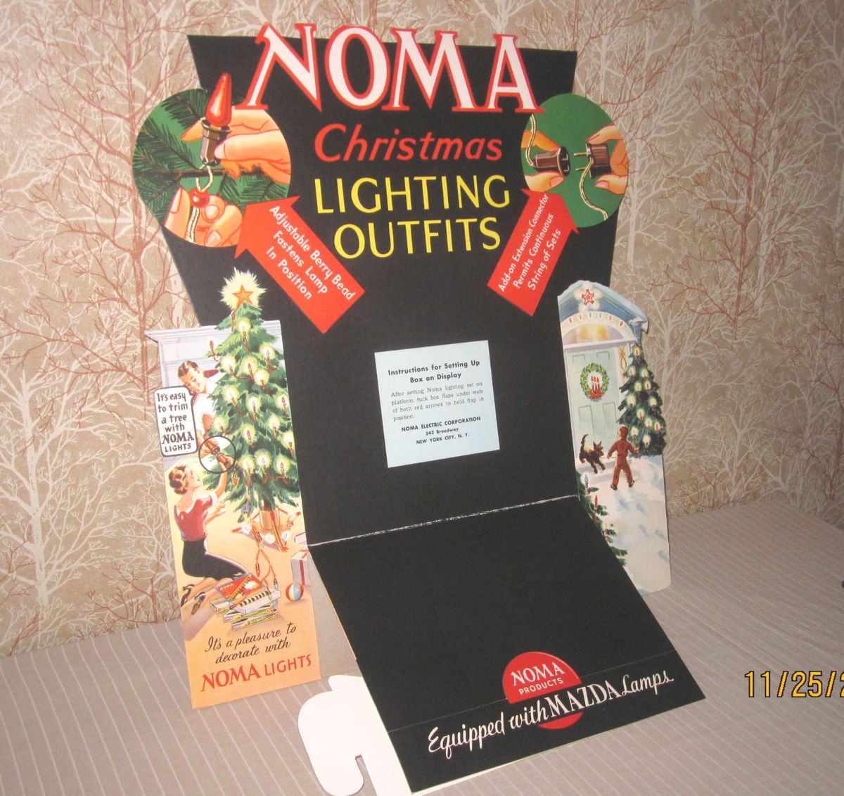 Original NOS 1935 Noma Christmas Lights Store Display w/ Neat Colors on ...