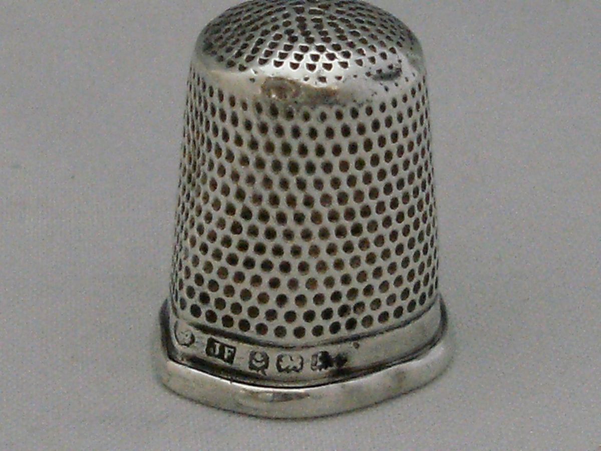 Solid Silver Thimble Birmingham 1910 J Fenton