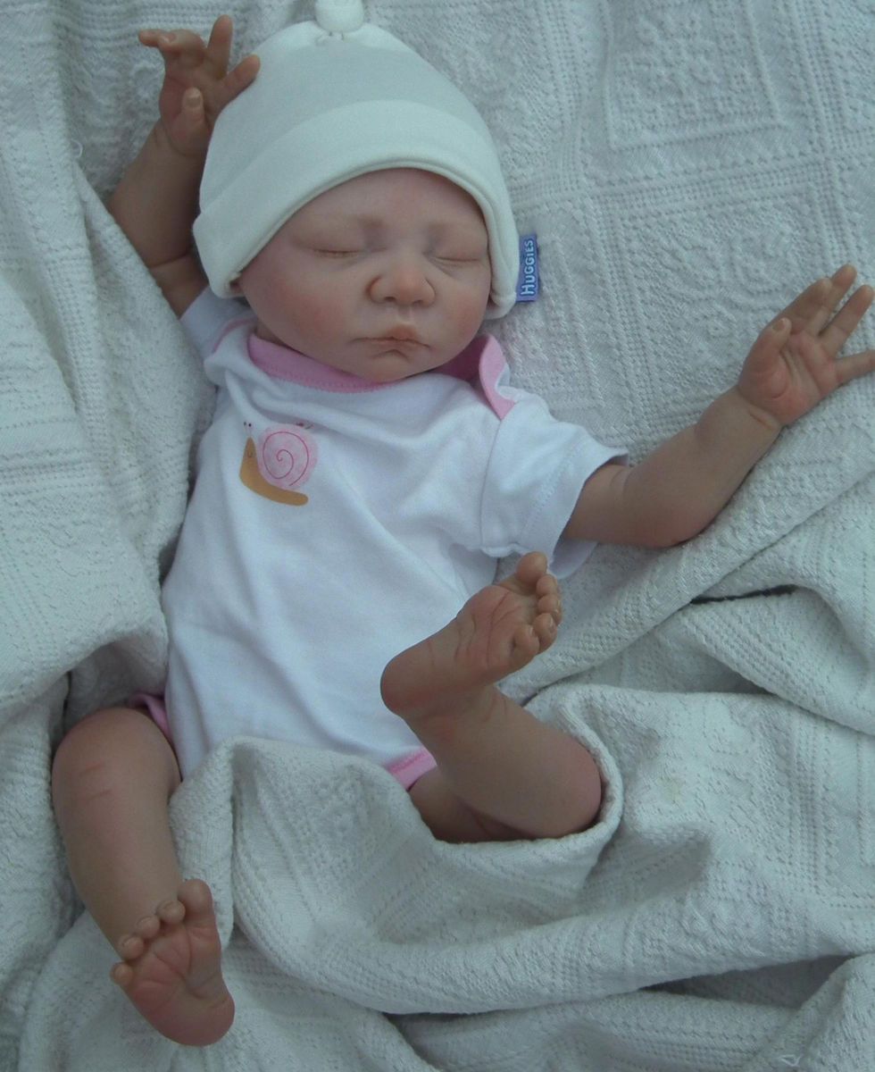 Beautiful sleepy reborn baby Faith