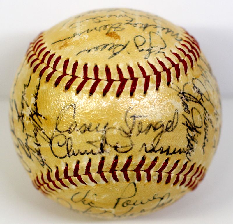 1956 AL ALL STAR TEAM MICKEY MANTLE, TED WILLIAMS + 28 SIGNED BASEBALL