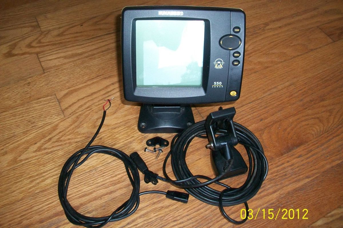  Humminbird 550 Fish Finder