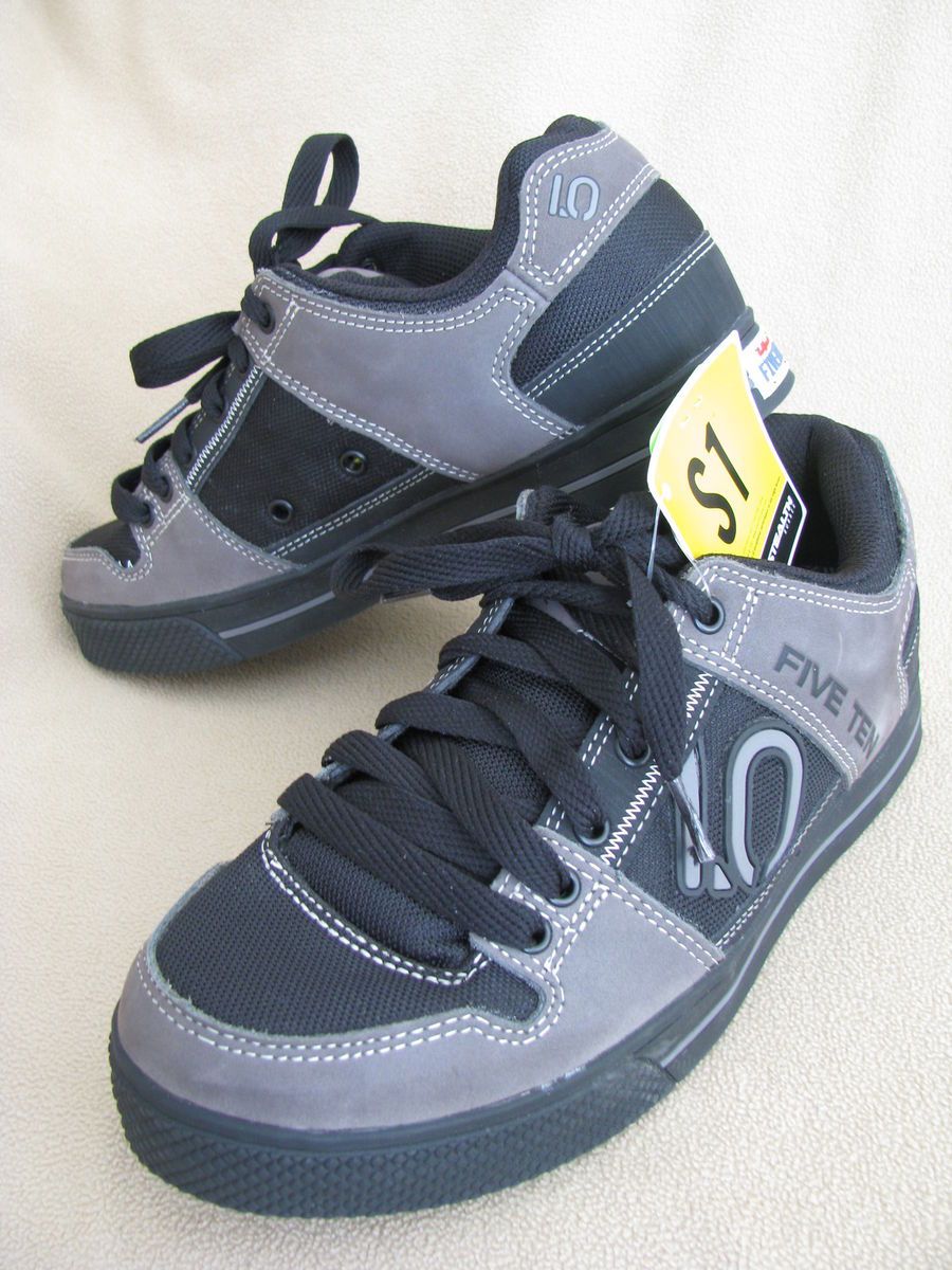 FIVE TEN BLACK GRAY FREERIDER MENS SHOES S1 STEALTH RUBBER SIZE 8