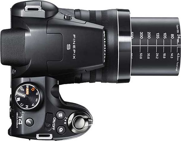Brand New Fujifilm FinePix S4200 14 0 MP 24x Zoom 3 0 LCD Black Never