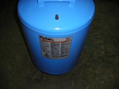 Flotec 19 Gallon Vertical Precharged Pressure Tank #FP7110T Water