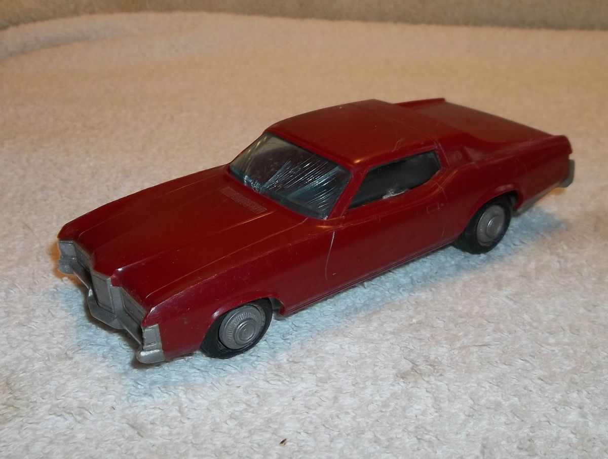 Vintage Ford Cougar XR Car by Remco Funmate GRT Cond