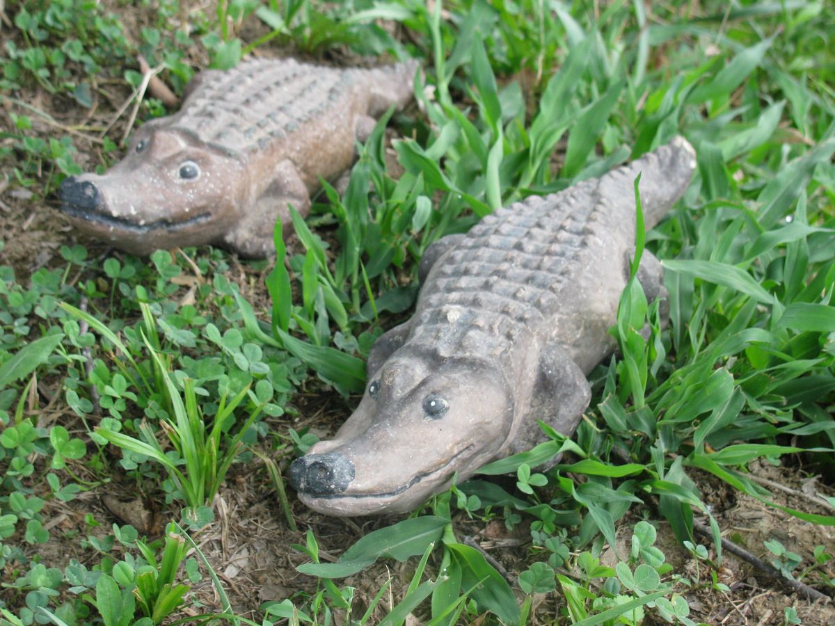 Pair of Vintage Gators Concrete Cement Garden Statues