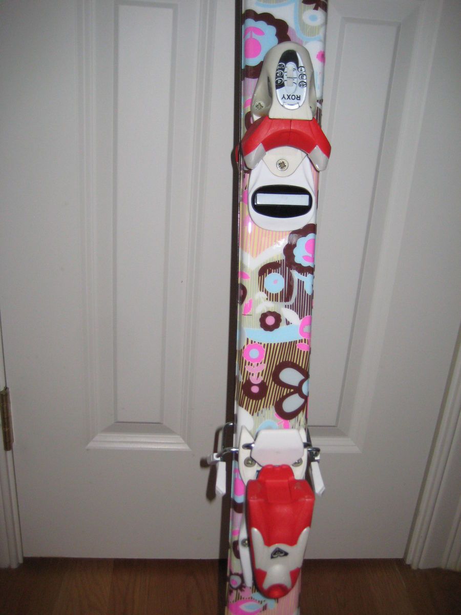 Roxy Sweetheart Girls Skis w/ Bindings 130cm Used Great Shape No