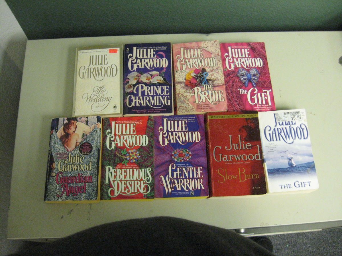 Book lot 17 Julie Garwood romance novels The Bride Rebellious Desire