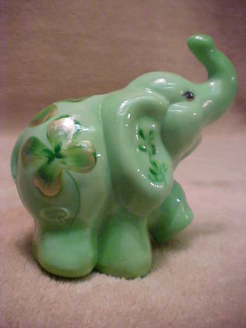 Fenton Chameleon Green Elephant with HP Goodluck 4 Leaf Clover