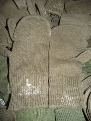 USGI Large Liner Mittens Blend 75 Wool 25 Nylon Unis